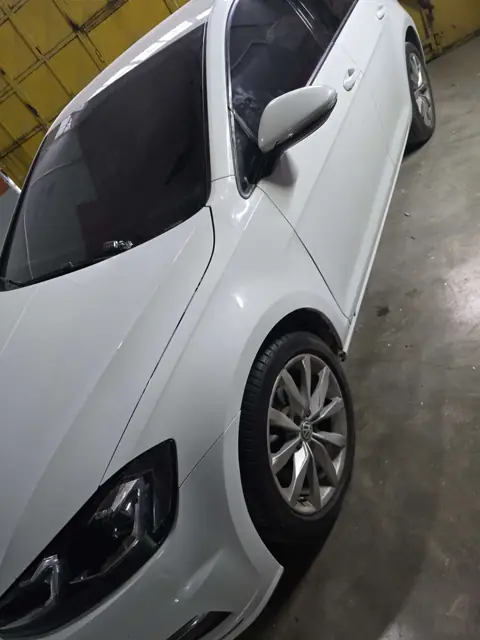 Volkswagen Golf boyasız göçük düzeltme sonrası — Ayaz Boyasız Onarım Hatay